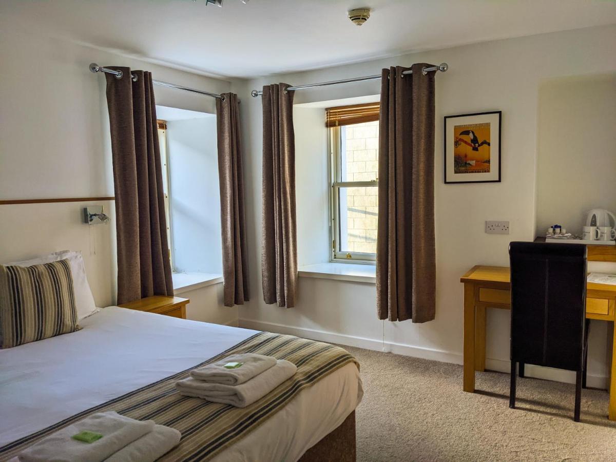 Ferry Inn Стромнес Екстериор снимка